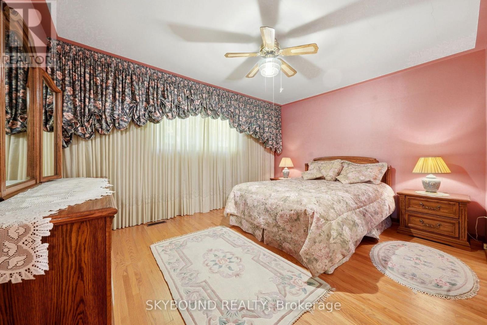 64A SAINT GEORGES BOULEVARD - 24