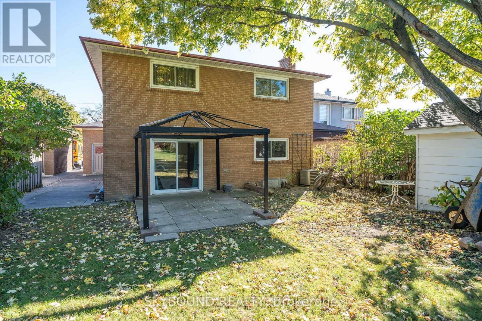 64A SAINT GEORGES BOULEVARD - 38