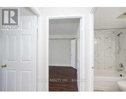 1706 - 330 Rathburn Road W, Mississauga, ON L5B3Y2 Photo 11