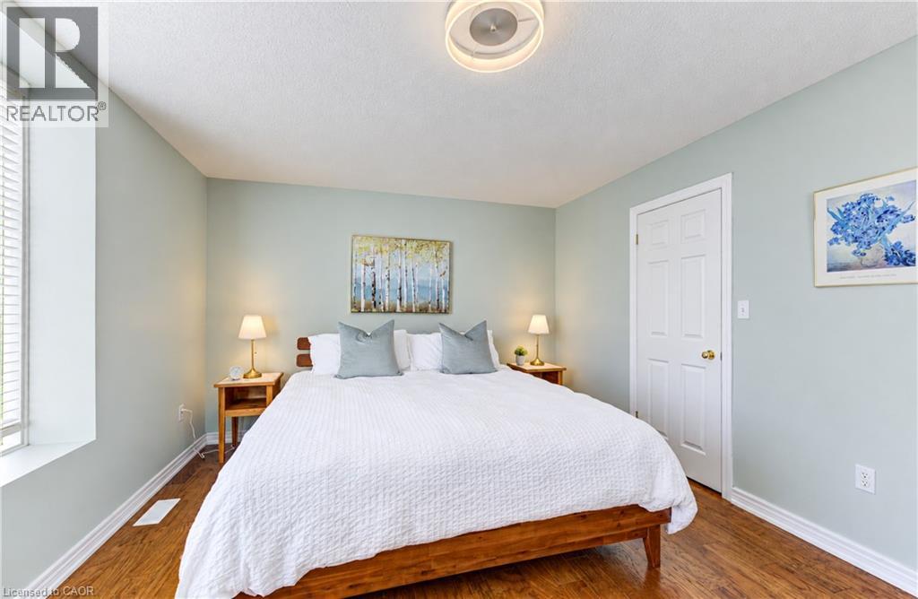 410 SANDY COVE Crescent - 26