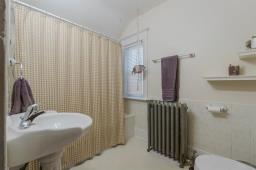111 Cobourg Avenue, Winnipeg, MB R2L0H4 Photo 21