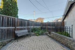 111 Cobourg Avenue, Winnipeg, MB R2L0H4 Photo 34