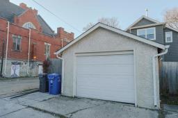 111 Cobourg Avenue, Winnipeg, MB R2L0H4 Photo 40