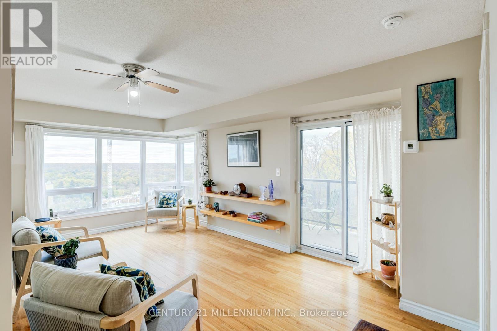 #909 237 KING STREET W - 9