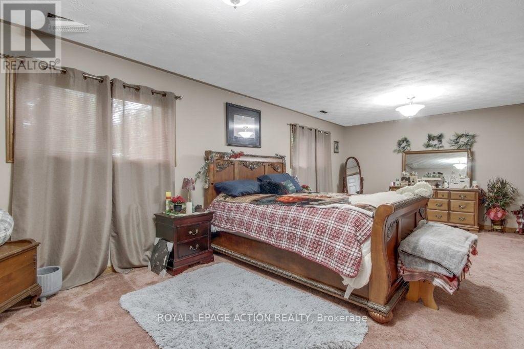 72 Lynden Hill Crescent, Brantford, ON photo 16