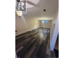 61 McKenzie Avenue, photo 13