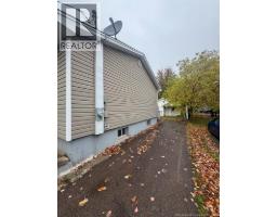61 McKenzie Avenue, photo 18
