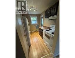 61 McKenzie Avenue, photo 3