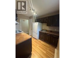 61 McKenzie Avenue, photo 4
