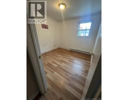 61 McKenzie Avenue, photo 9