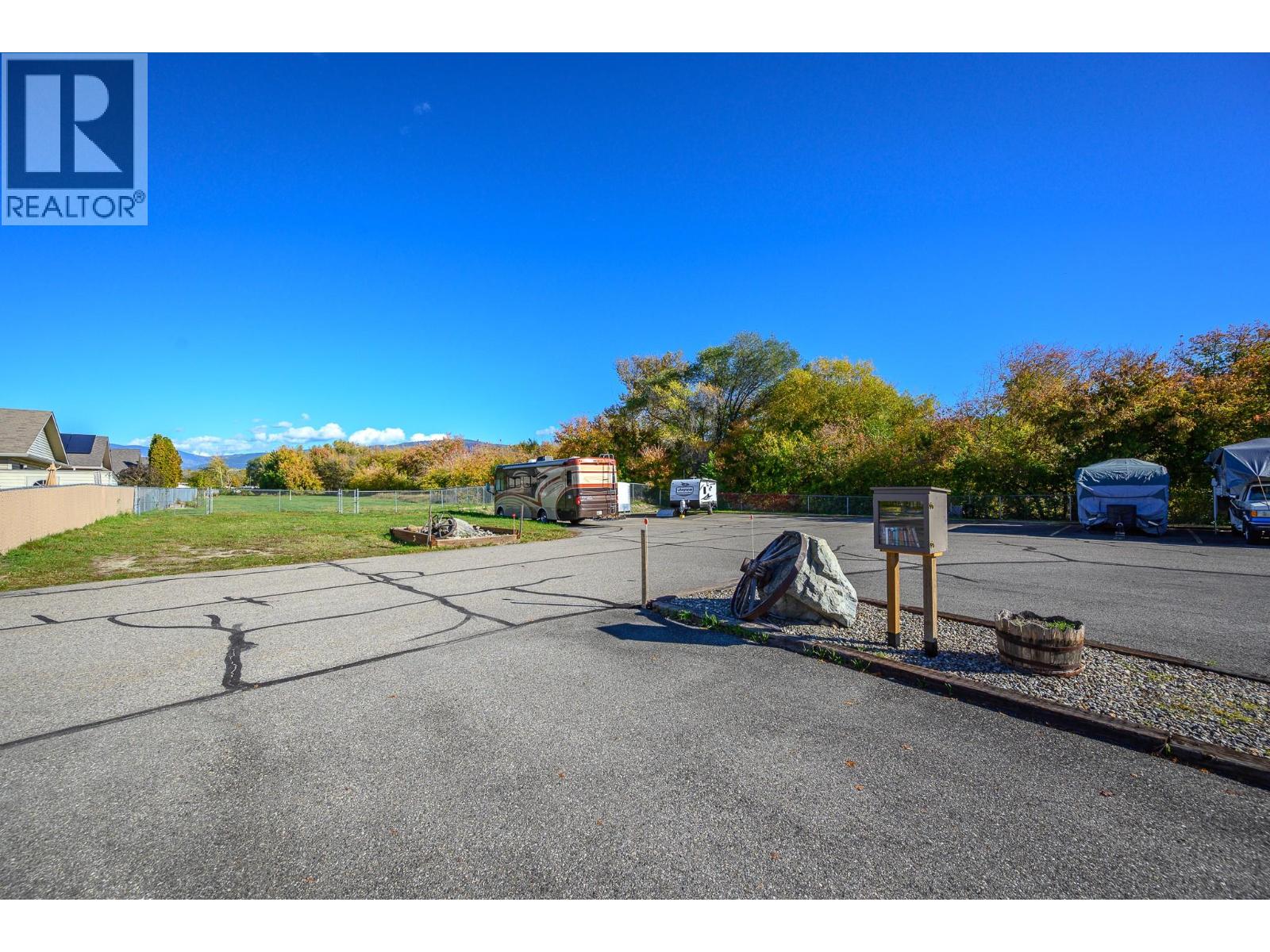 #30 5888 Okanagan Landing Road - 31