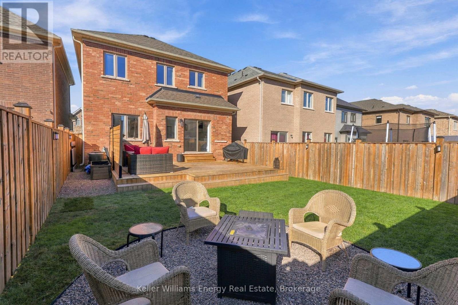 165 Douglas Kemp Crescent, Clarington, ON photo 36