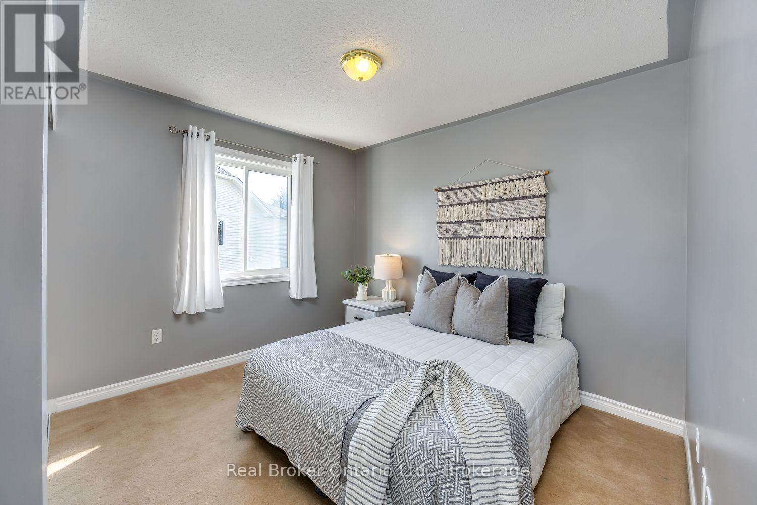 119 Allworth Crescent, Clarington, ON photo 24