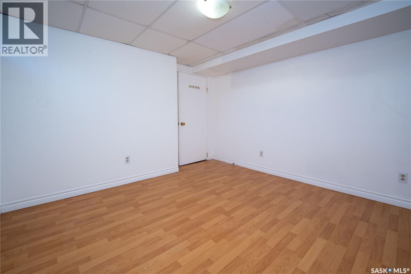607 Q AVENUE N, Saskatoon — photo 32