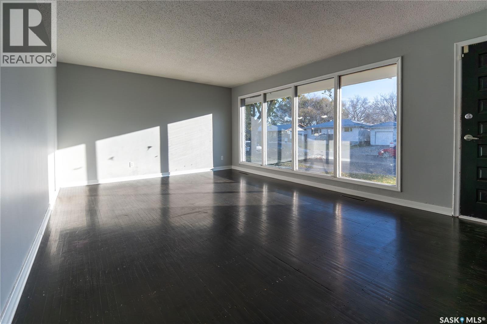 607 Q AVENUE N, Saskatoon — photo 6