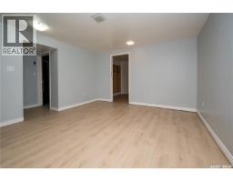 607 Q Avenue N, Saskatoon, SK S7L2Y2 Photo 26