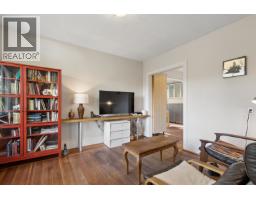 75 N Slocan Street, Vancouver, BC V5K3M1 Photo 7