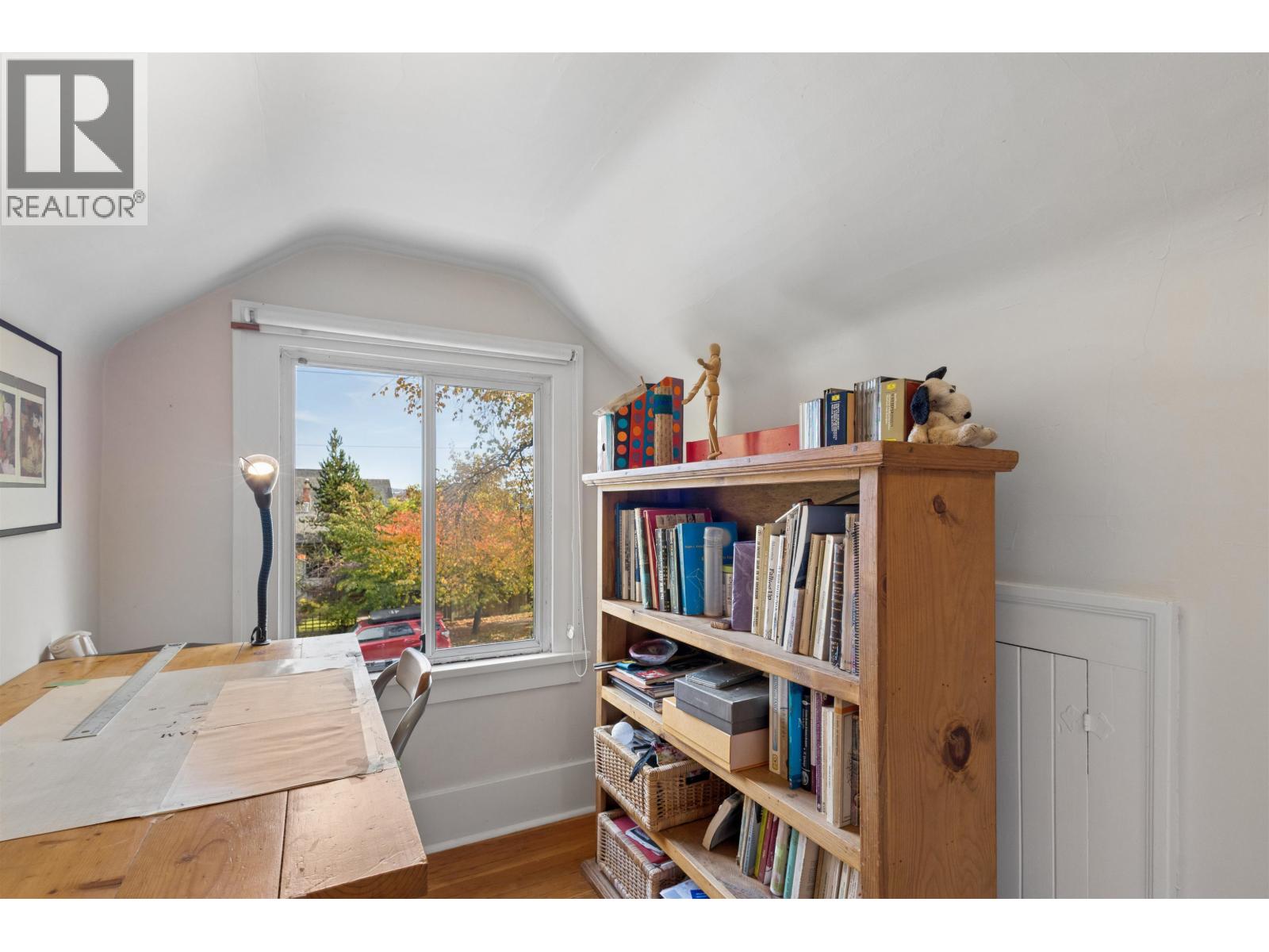 Photo of 75 N SLOCAN STREET 23