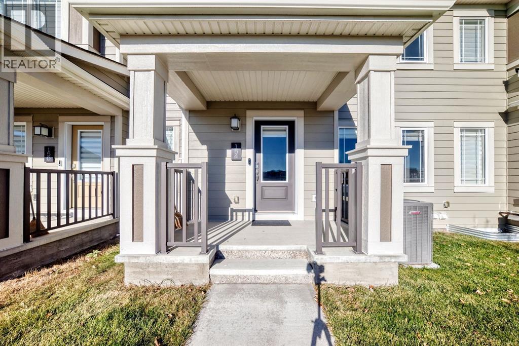 154 Yorkville Road SW photo 3