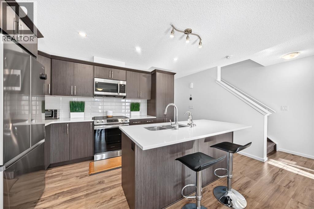 154 Yorkville Road SW photo 6