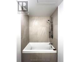 1006 - 458 Richmond Street W, Toronto, ON M5V1Y1 Photo 7