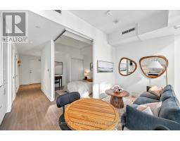 5205 - 8 Wellesley Street W, Toronto, ON M4Y0J5 Photo 13