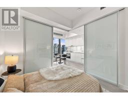 5205 - 8 Wellesley Street W, Toronto, ON M4Y0J5 Photo 21