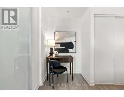 5205 - 8 Wellesley Street W, Toronto, ON M4Y0J5 Photo 22