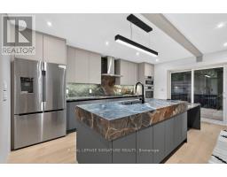217 Chaplin Crescent, Toronto, ON M5P1B1 Photo 22
