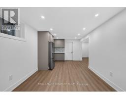 217 Chaplin Crescent, Toronto, ON M5P1B1 Photo 37