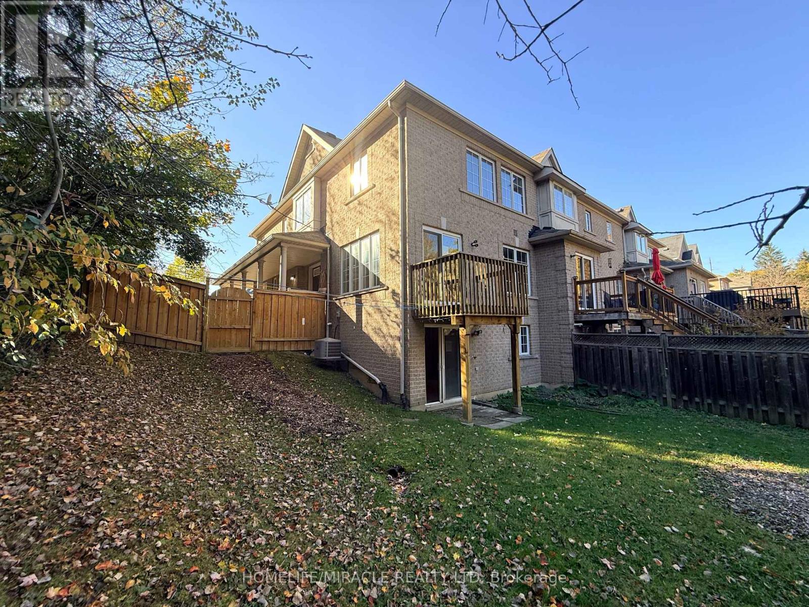 161 Cathedral Drive, Whitby, ON photo 27