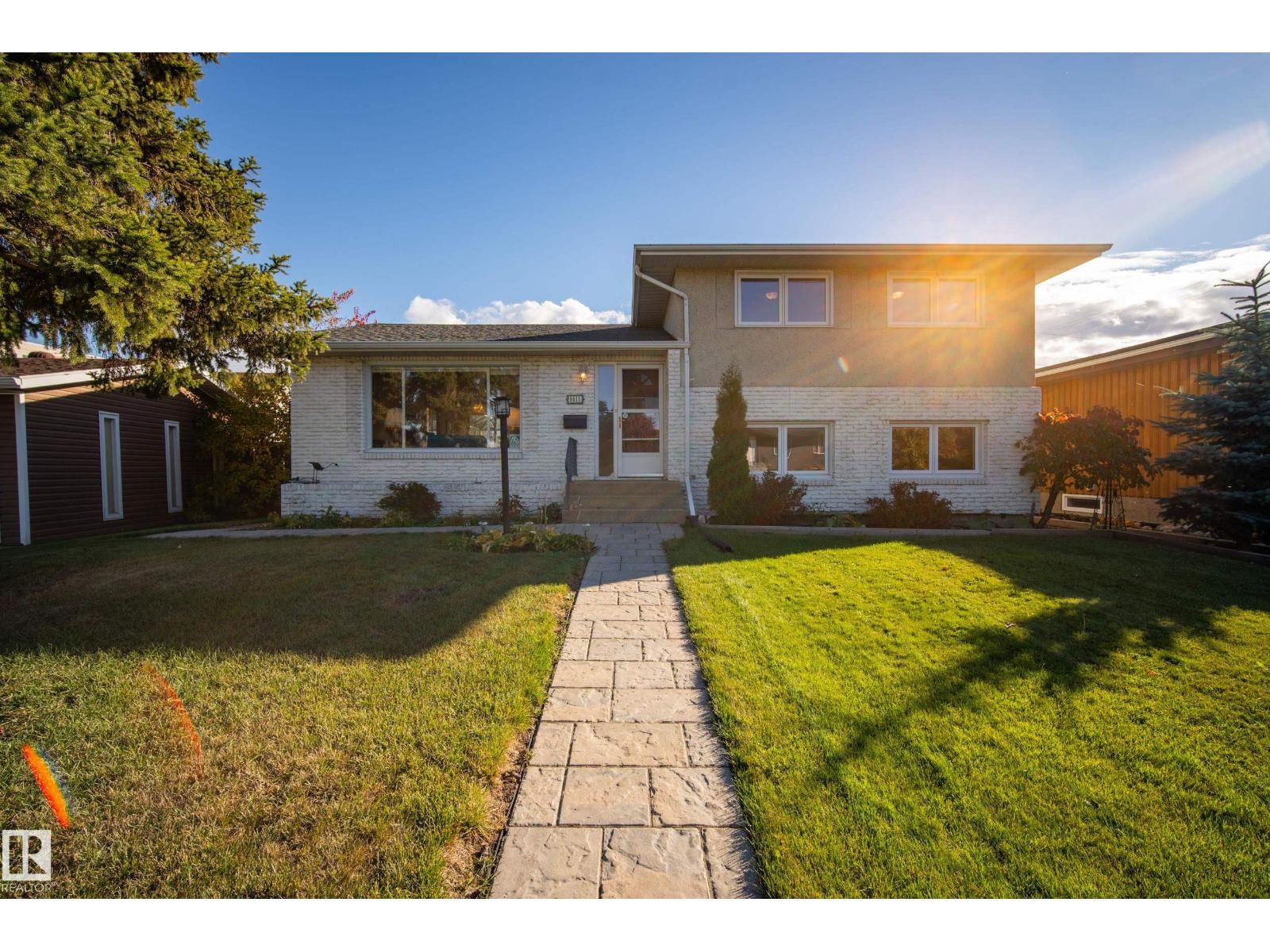 Photo of 9011 157 ST NW, Edmonton