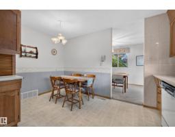 9011 157 St Nw, Edmonton, AB T5R2A6 Photo 27
