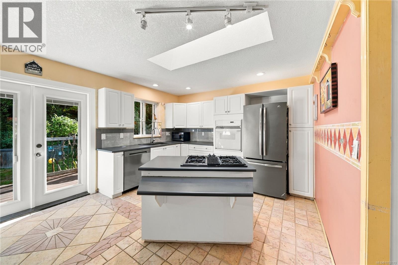 832 Parkside Way - 15