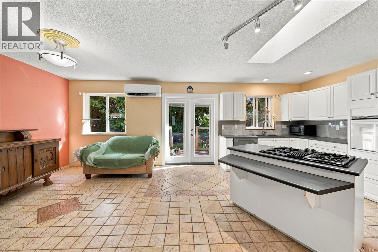 832 Parkside Way - 16