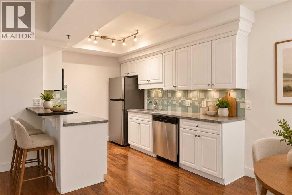 114 15 Unit 108 photo 5
