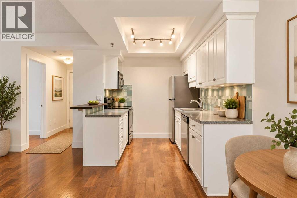 114 15 Unit 108 photo 4