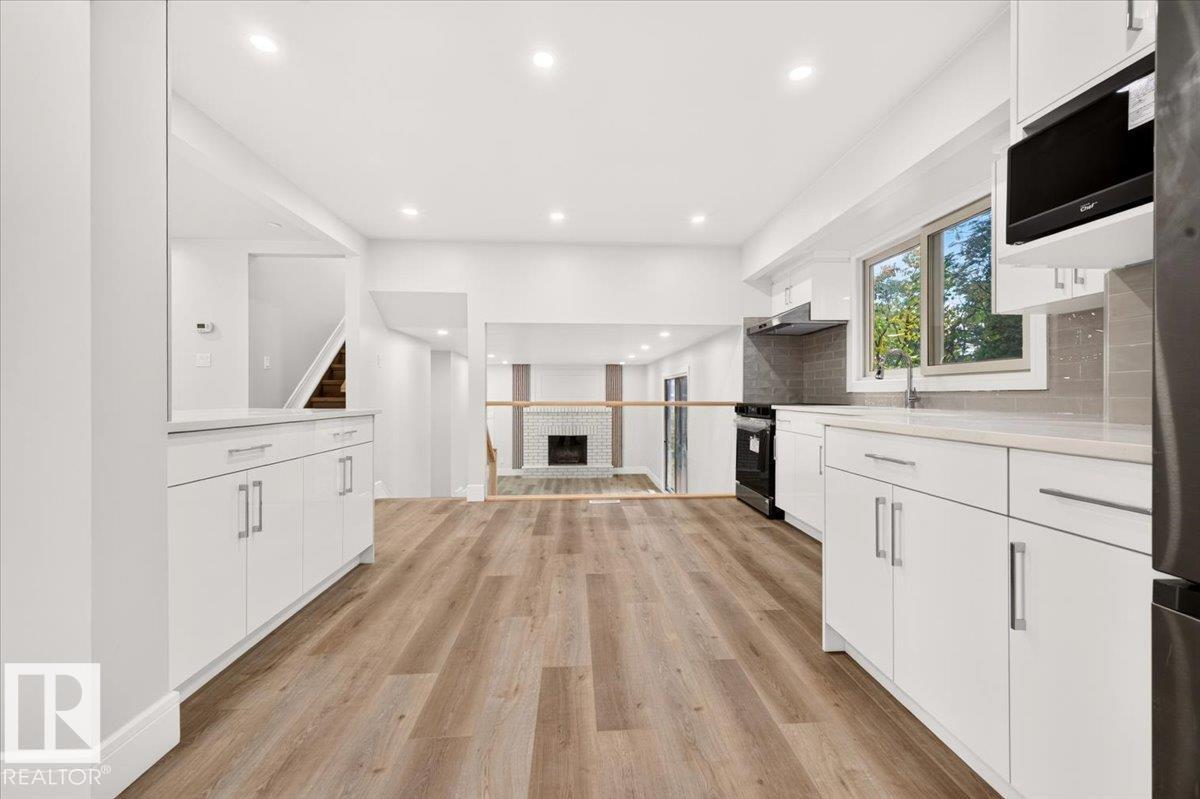 10912 34A AV NW, Edmonton — photo 17