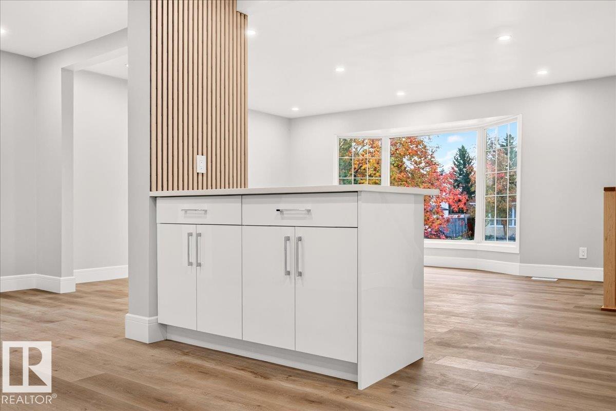 10912 34A AV NW, Edmonton — photo 19