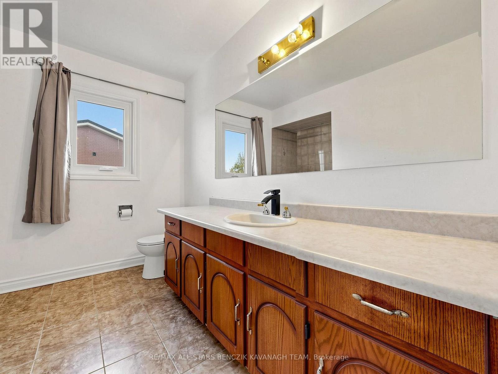 37 Dowling Circle, Markham, ON photo 22