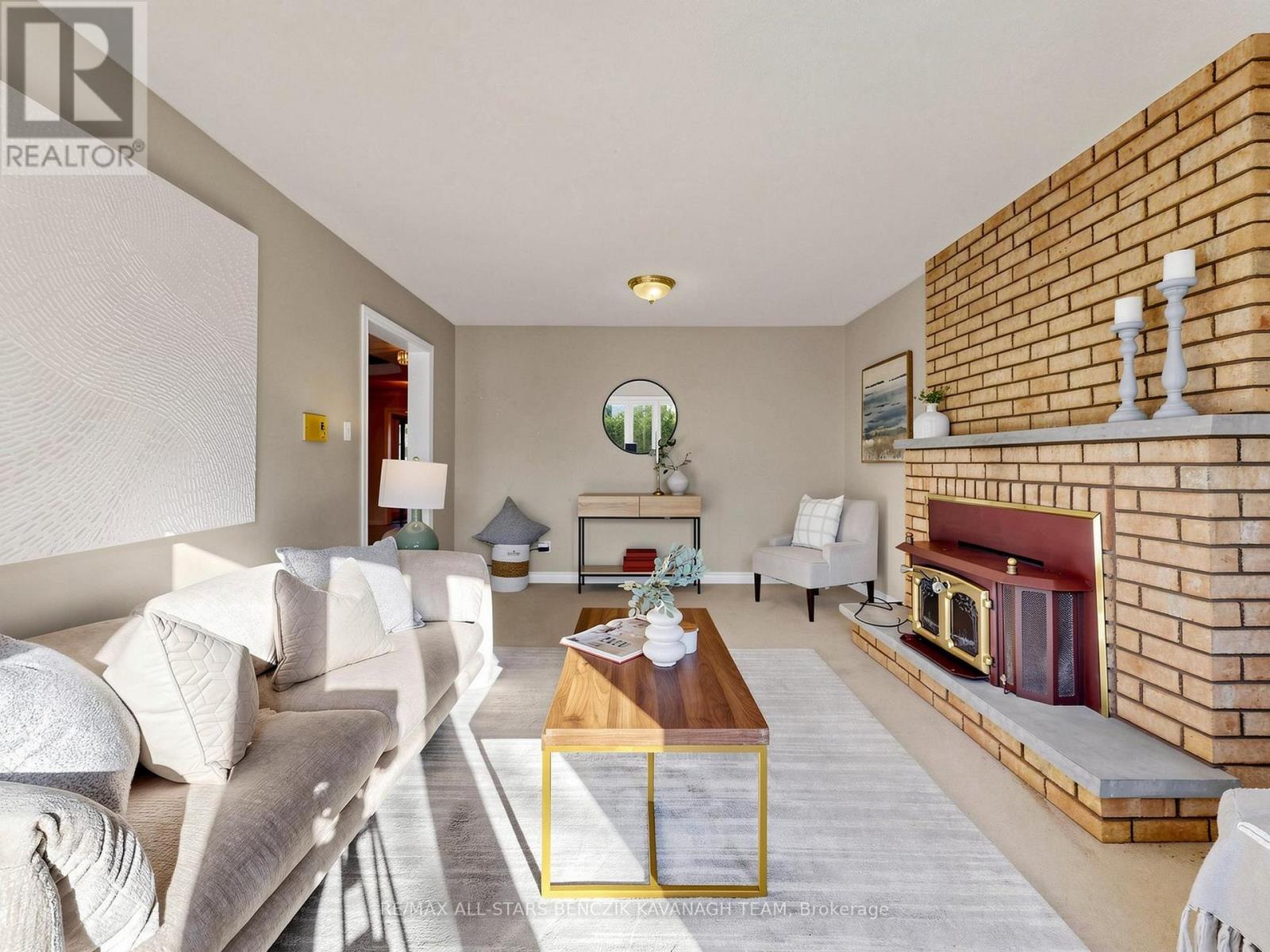 37 Dowling Circle, Markham, ON photo 9