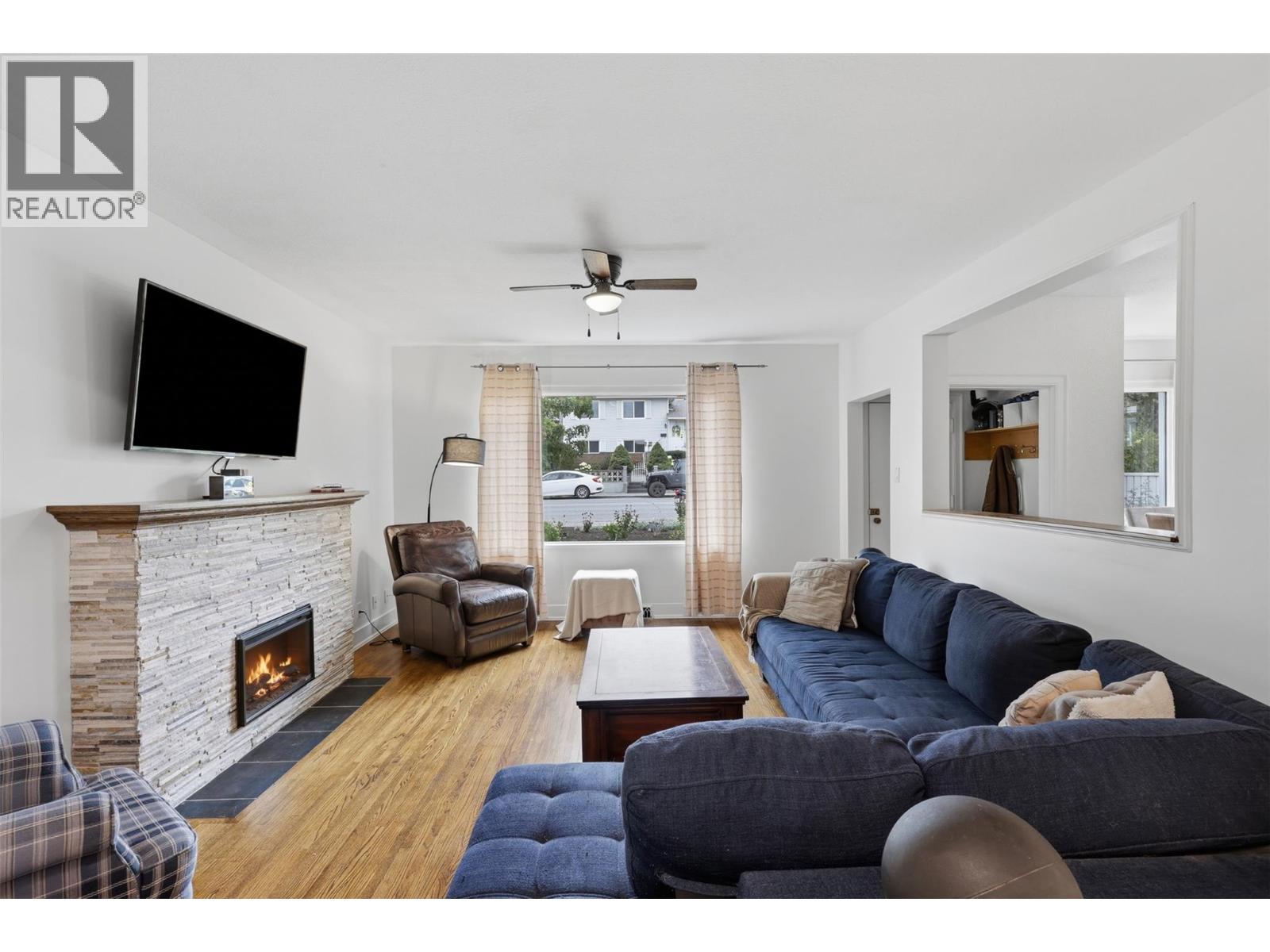 812 Columbia Street, Kamloops - Image 1