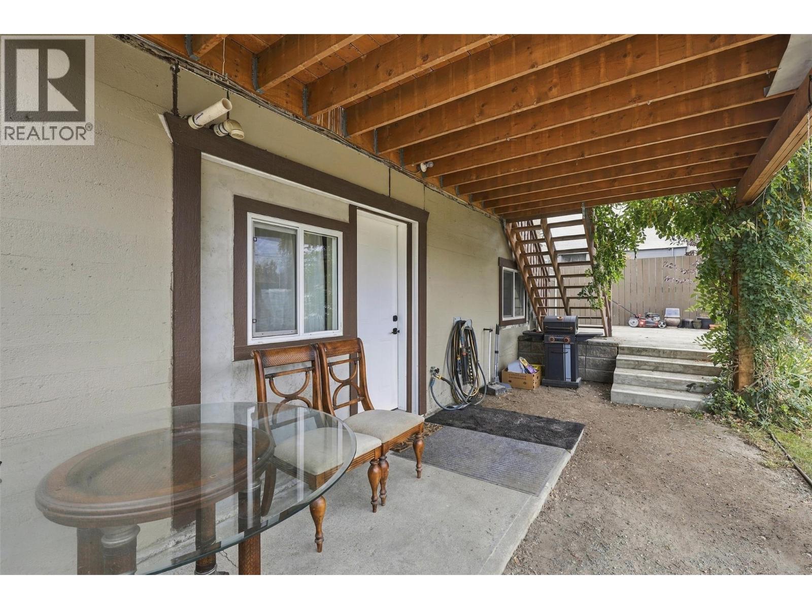 812 Columbia Street, Kamloops - Image 1