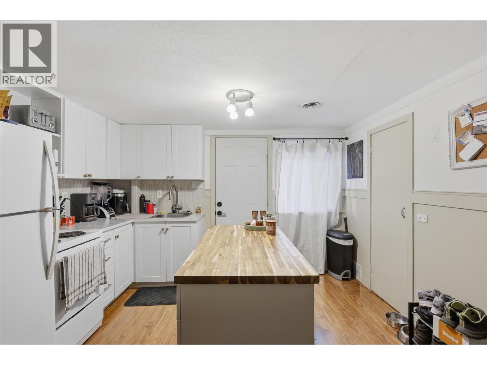 812 Columbia Street, Kamloops - Image 1