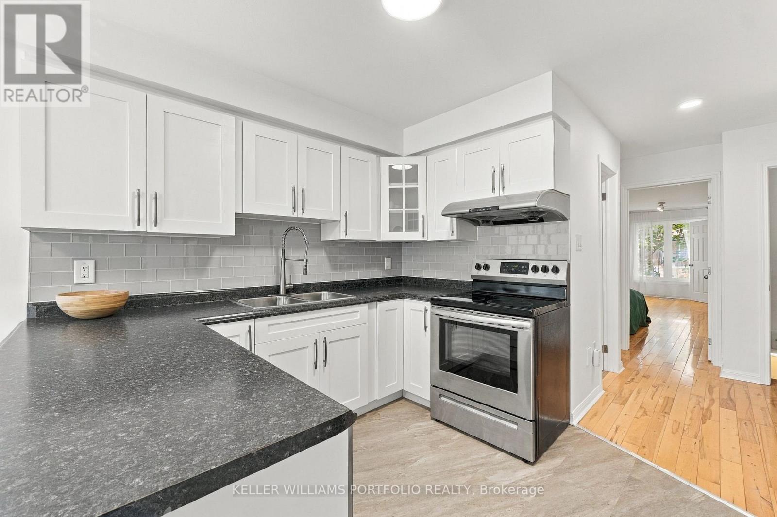 78 OSLER STREET, Toronto (Dovercourt-Wallace Emerson-Junction) — photo 6