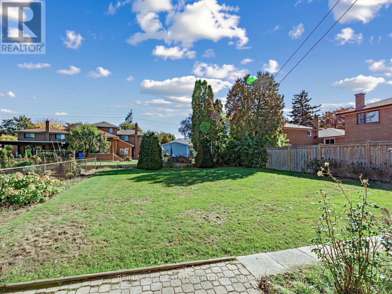2362 DENISE ROAD - 2