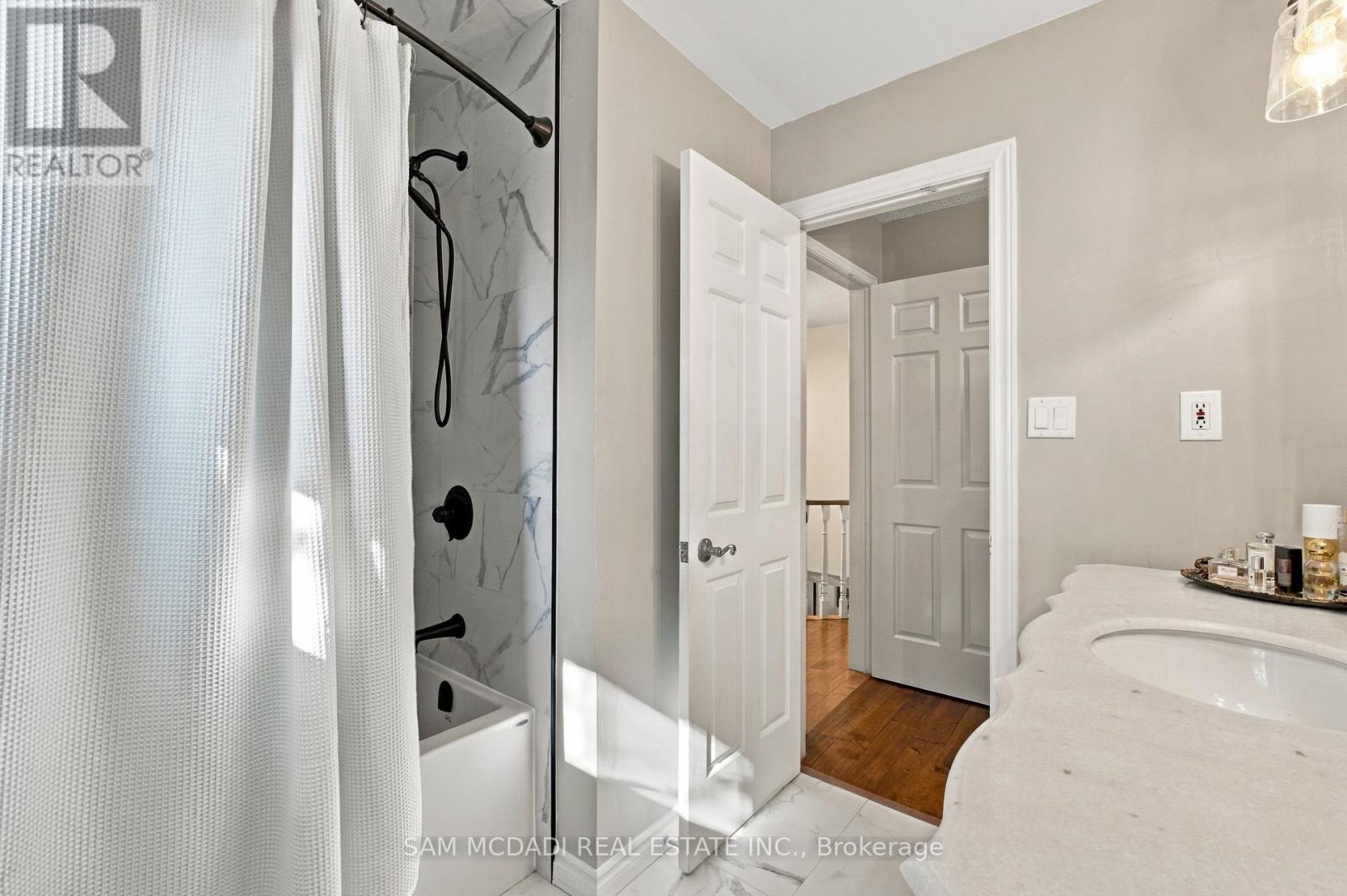 1138 Vanier Drive, Mississauga, ON photo 32