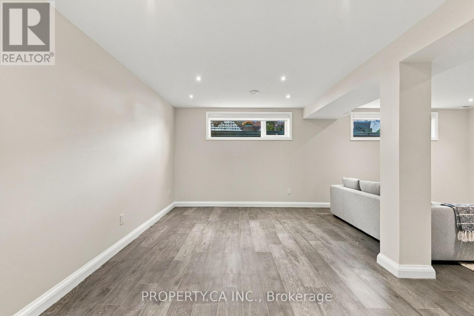 67 Rossburn Drive, Toronto, ON photo 41