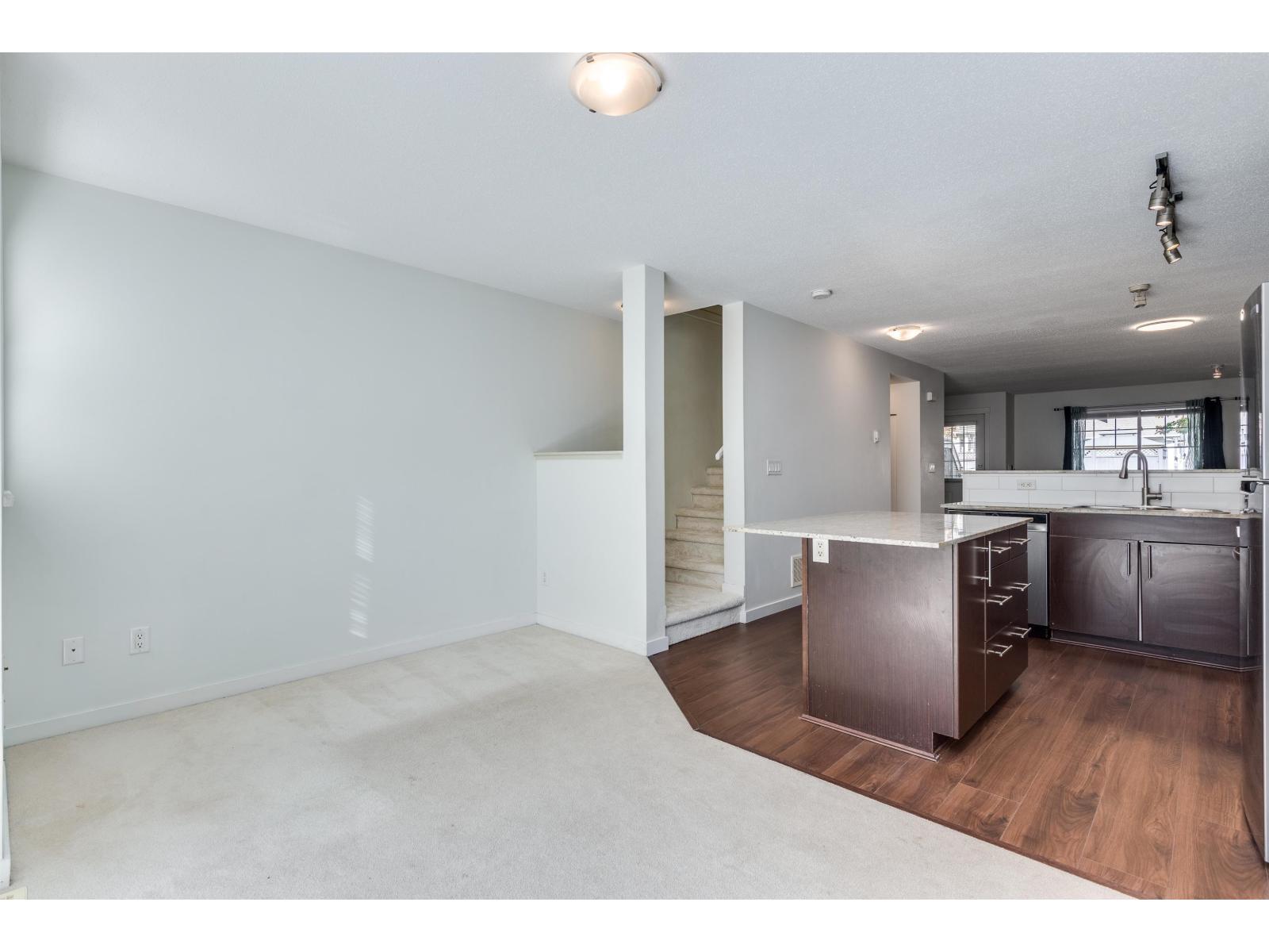 Photo of 77 19250 65 AVENUE 14