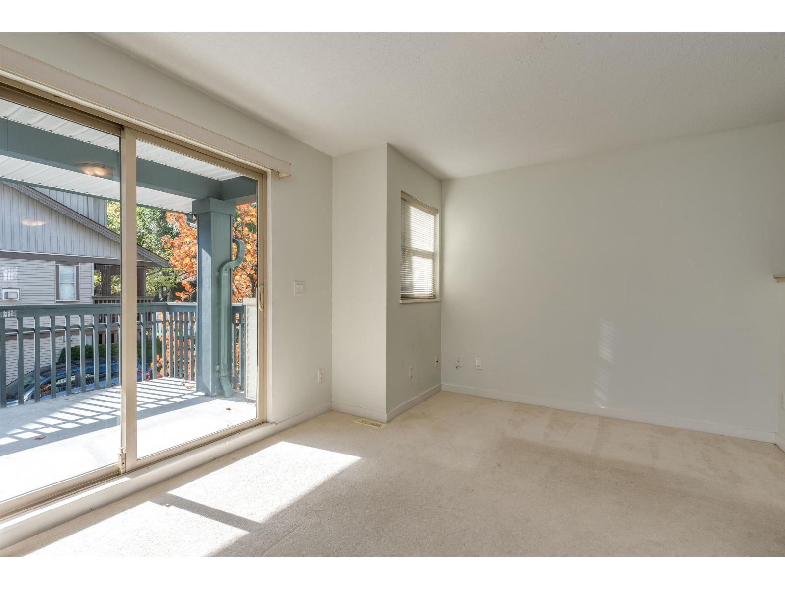 Photo of 77 19250 65 AVENUE 15